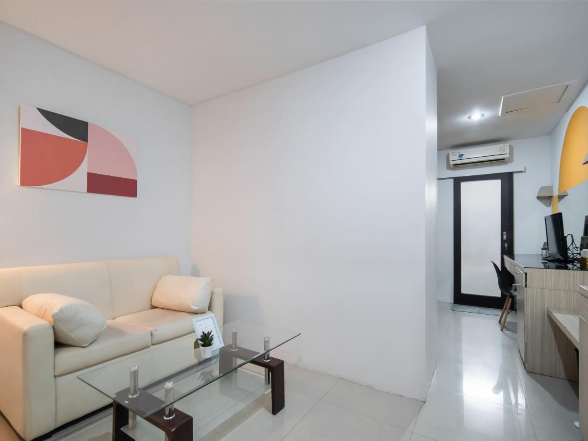 Cove Taman Aparthotel Jakarta Bagian luar foto